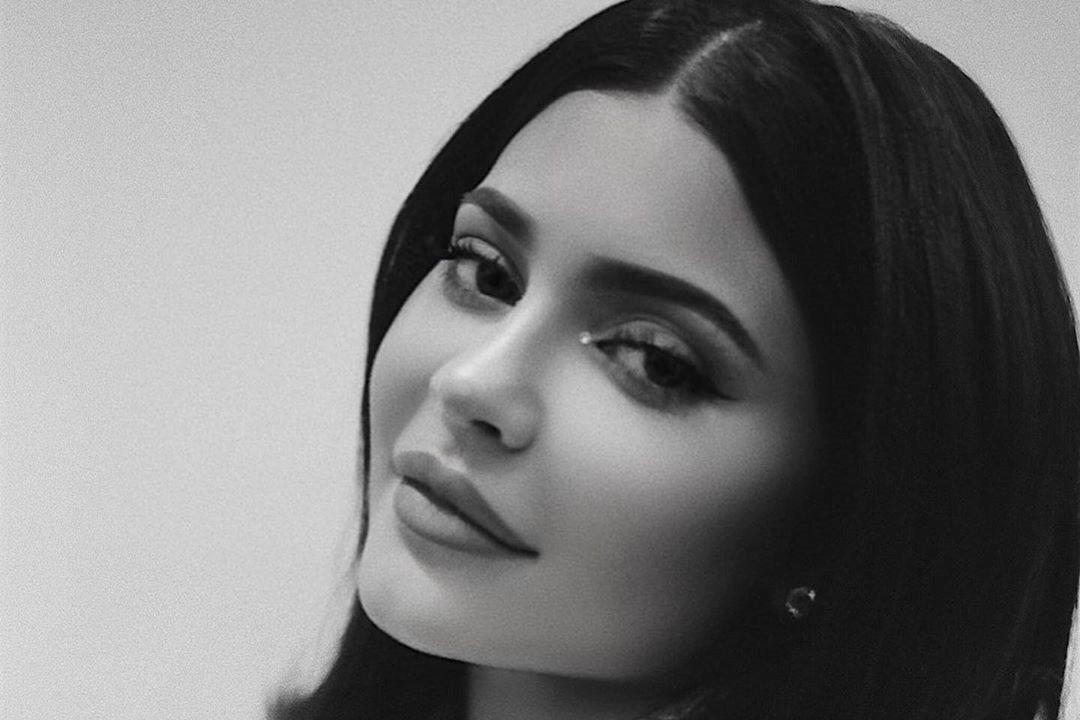 Kylie Jenner Donates $1 Million For Fight Against COVID-19